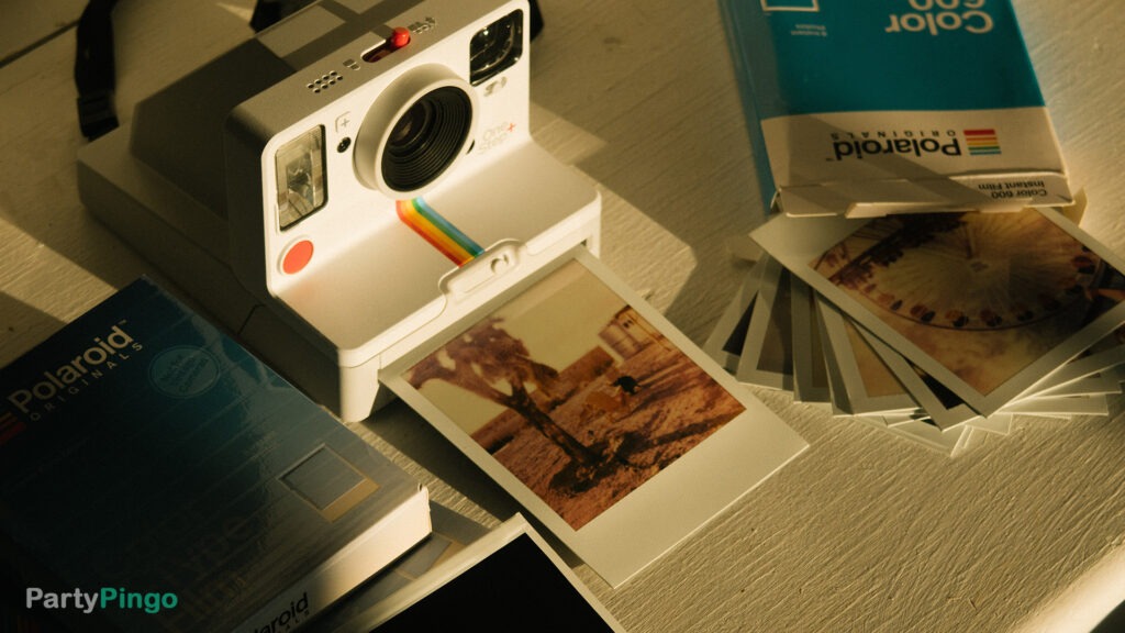 Instant Camera